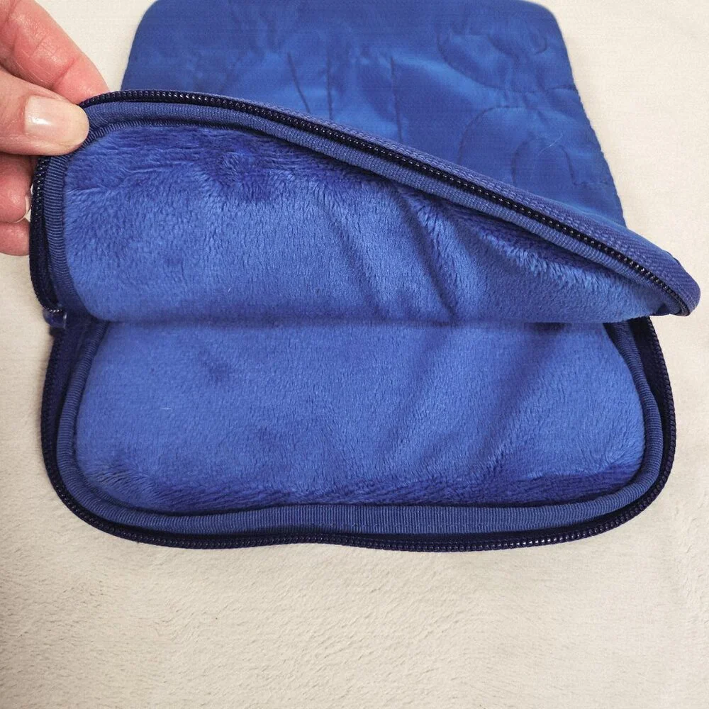 Marc By Marc Jacobs Case Bag Blue Fits 9 inch Tablet Metal Logo Zipper Padded